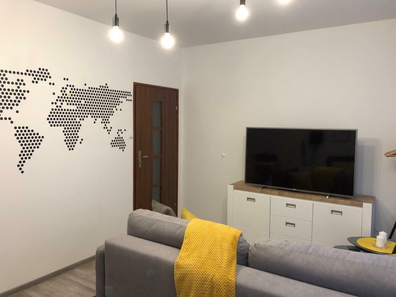 Apartament Szczesliwa 13 - Plac Ratuszowy Jelenia Gora Ngoại thất bức ảnh