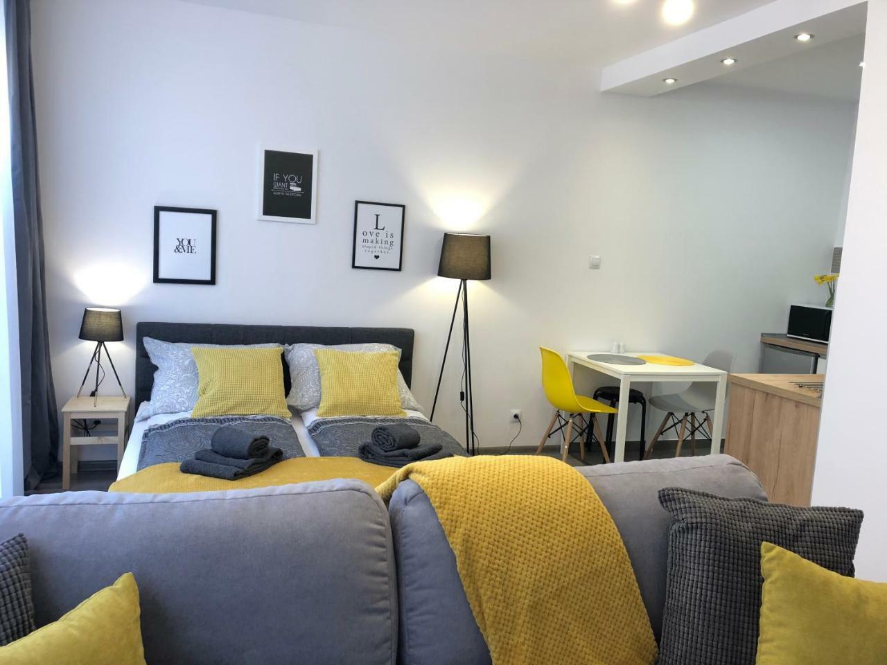 Apartament Szczesliwa 13 - Plac Ratuszowy Jelenia Gora Ngoại thất bức ảnh