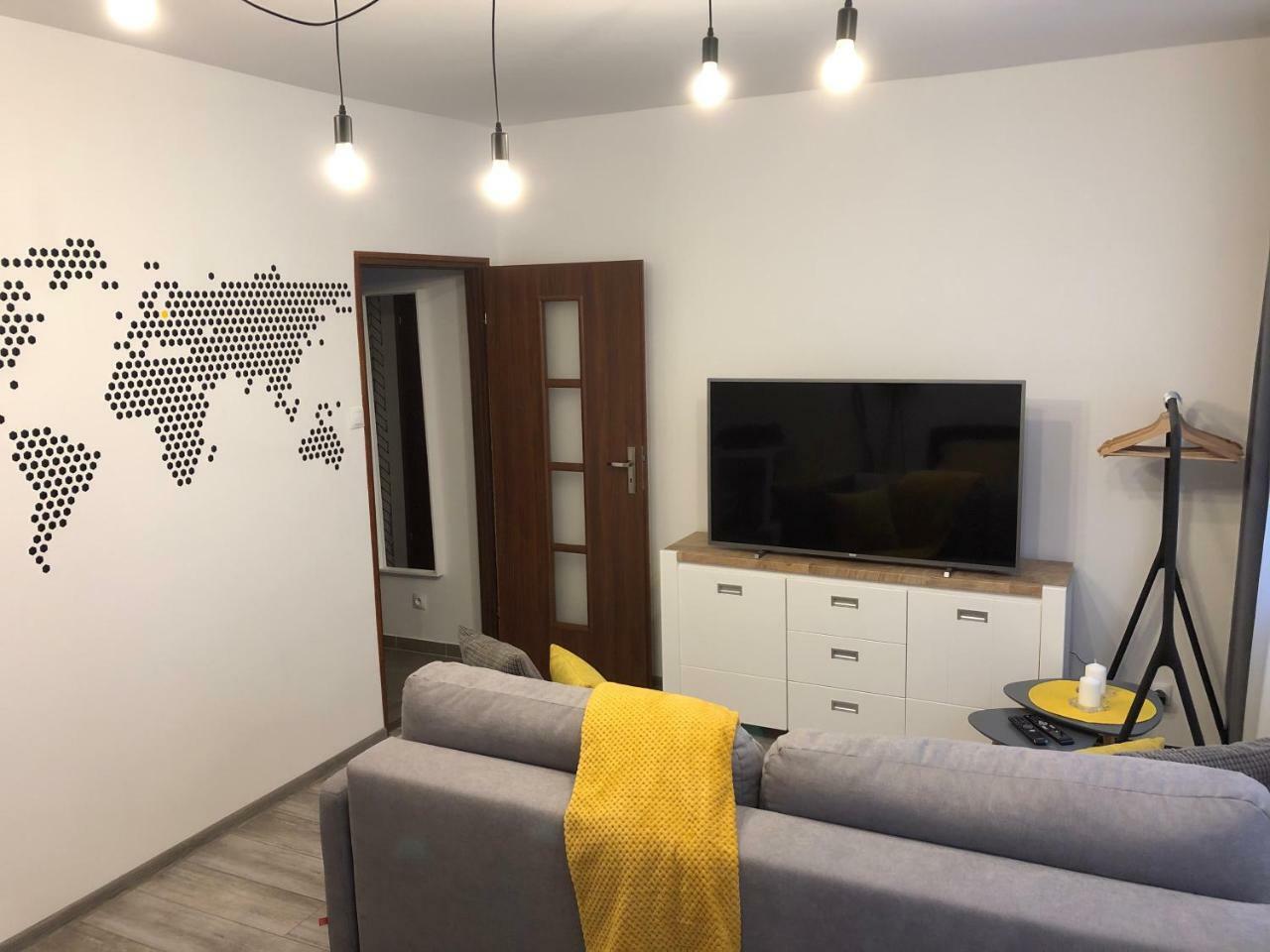 Apartament Szczesliwa 13 - Plac Ratuszowy Jelenia Gora Ngoại thất bức ảnh