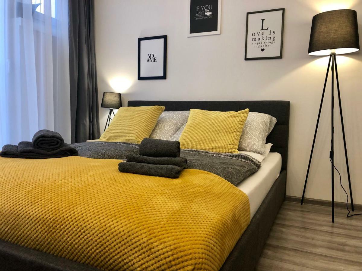 Apartament Szczesliwa 13 - Plac Ratuszowy Jelenia Gora Ngoại thất bức ảnh
